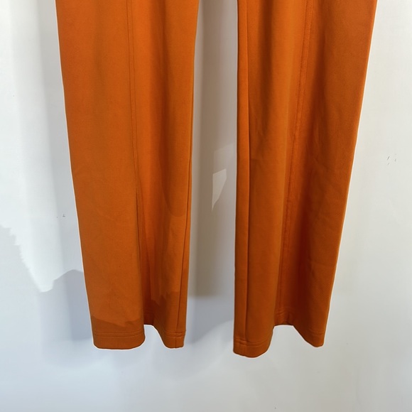 Athleta Delancy straight cargo pants orange - Picture 2 of 6